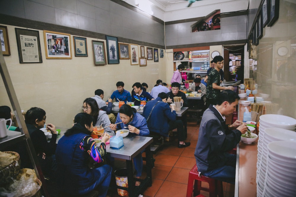 Seating at the original Pho Thin Lo Duc is limited